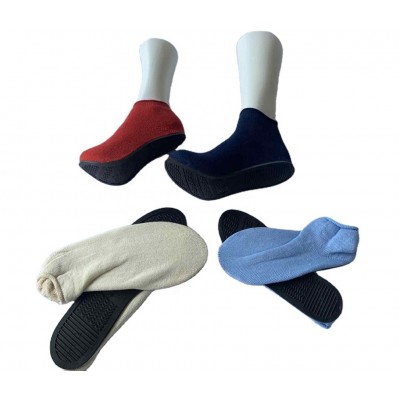 Medical rubber-soled slipper for patient in hospital